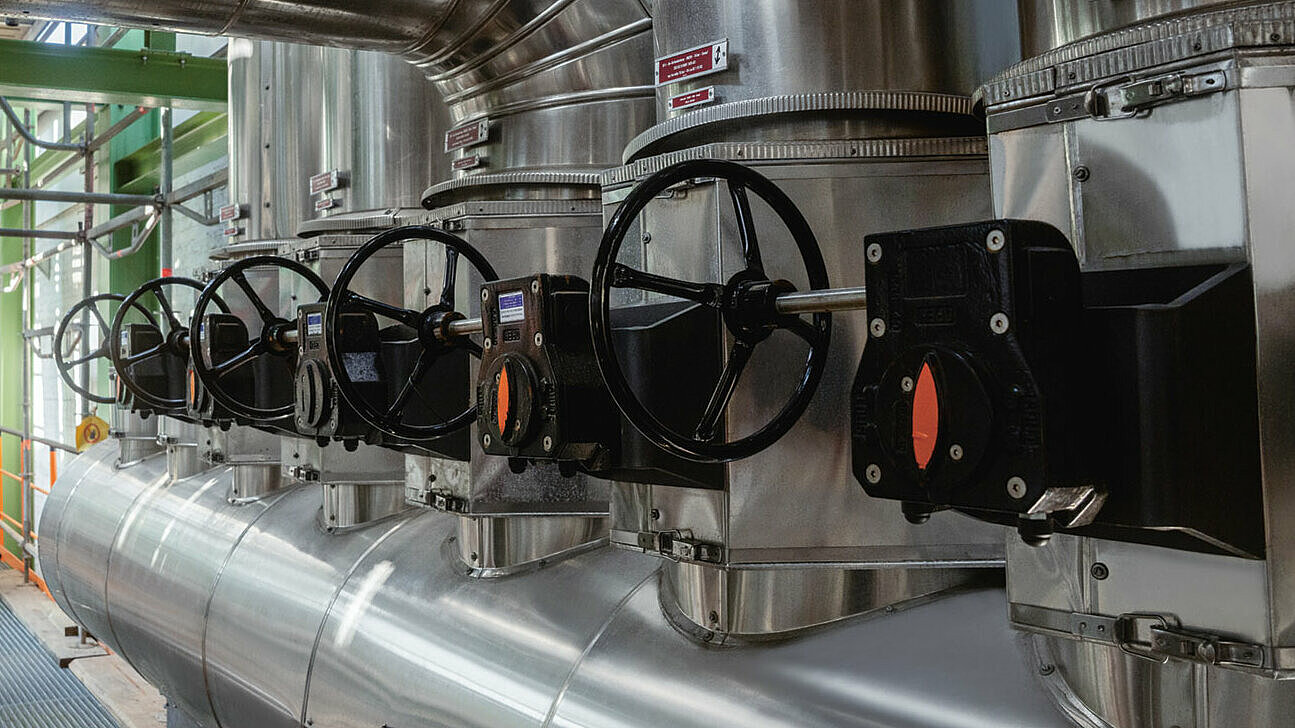 Innenansicht eines Dampfspeichers bei Aurubis Lünen