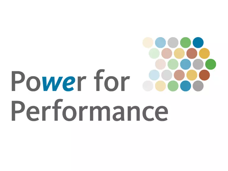 Logo "Power for Performance"